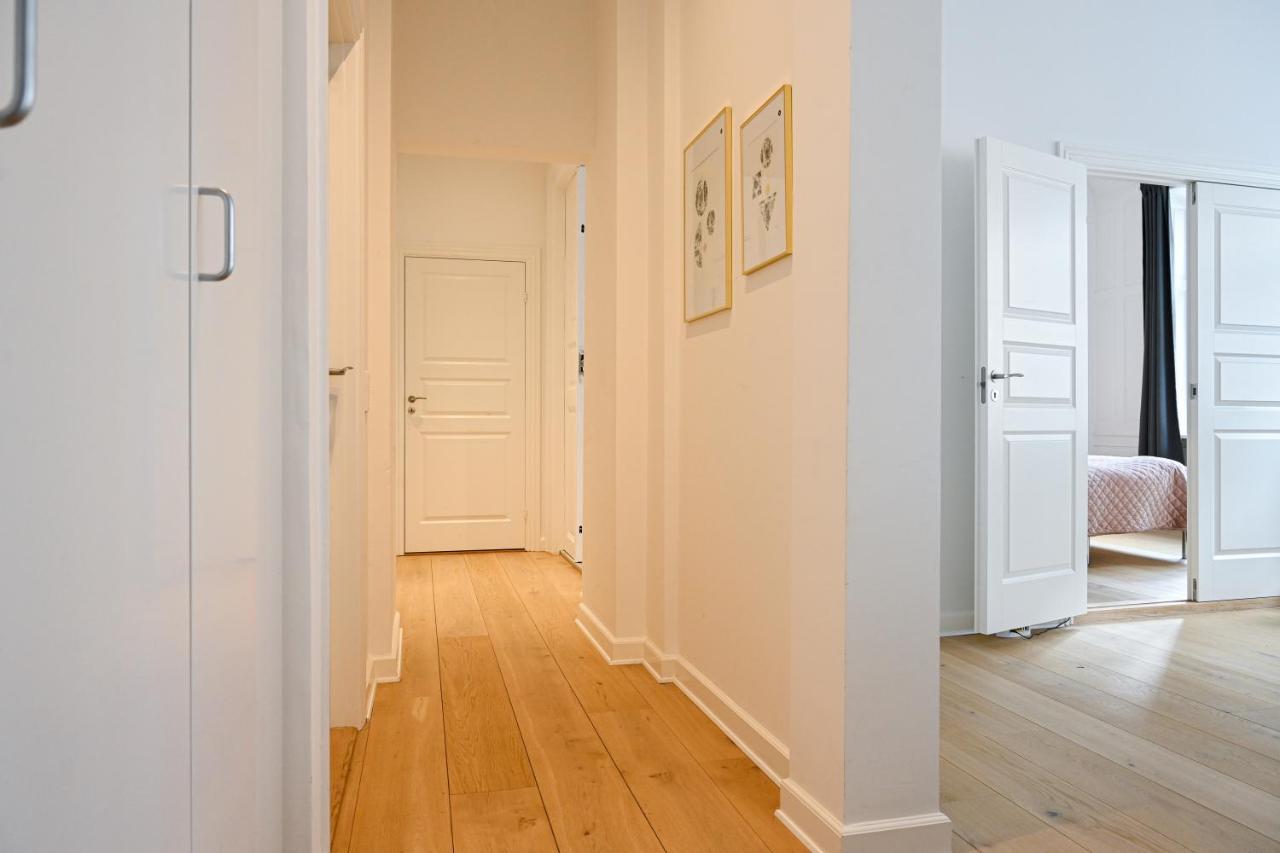 Sanders Arrow - Chic Three-Bedroom Apartment In The Middle Of Copenhague Exterior foto